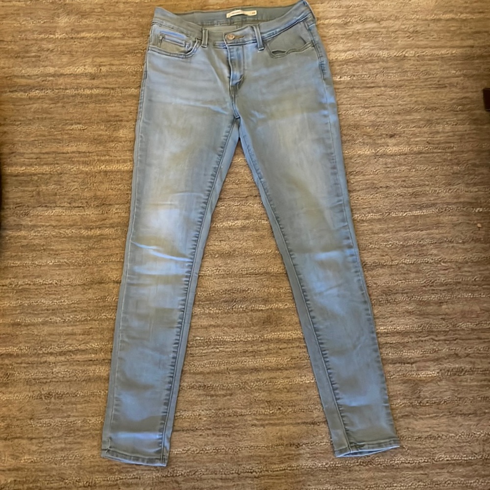 Levi Straus Co. light wash skinny jeans